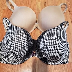 Set of 2 Cacique 40DDD bras